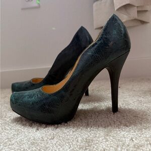 Elegant Green High Heels